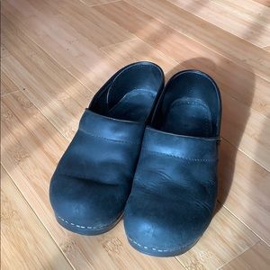 Dansko clogs size 40
